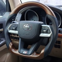 Руль в стиле Land Cruiser 300 для Toyota LC 200 2007-2021 с анатомией, дерево