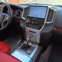 Мультимедийная система Mankana BS-10799 в оригинальном стиле Toyota LC 200 15-21 на OS Android, Экран 10,2"